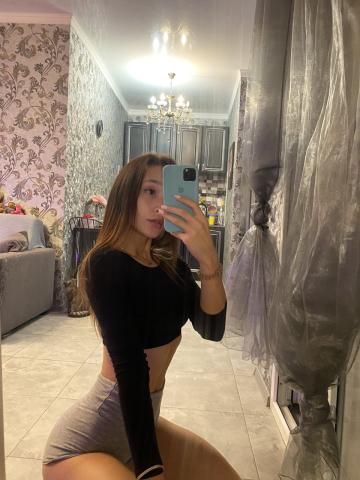 Регина Роскошная Брюнетка